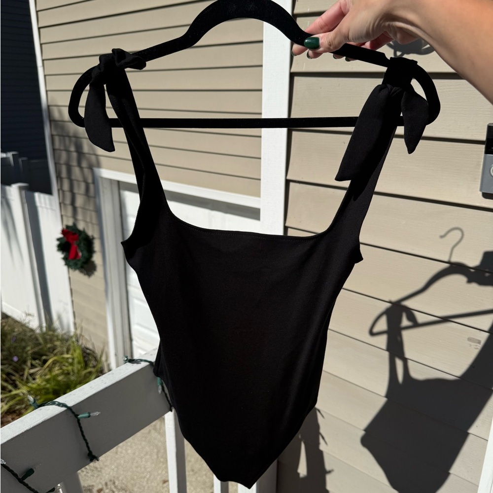 FREE PEOPLE BLACK BODYSUIT / SIZE SMALL / EXCELLENT CONDITION